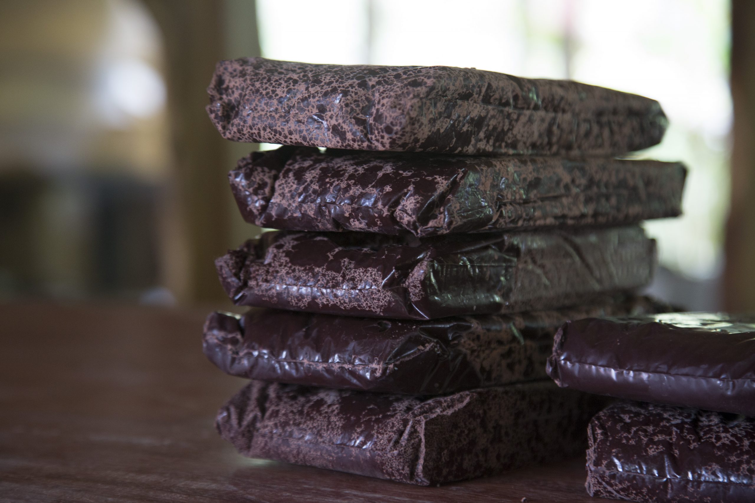 Finished cacao block made from 100% cacao mass